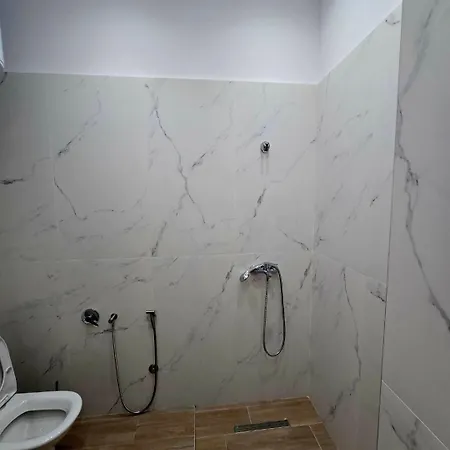 Holiday home Shtepi,apartament Me Qera , *